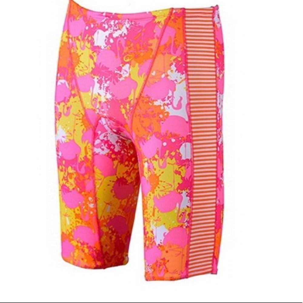 DOLFIN SHORTS SIZE 28